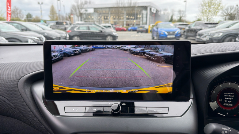 Nissan Juke 1.0 DiG-T N-Connecta 5dr Petrol Hatchback